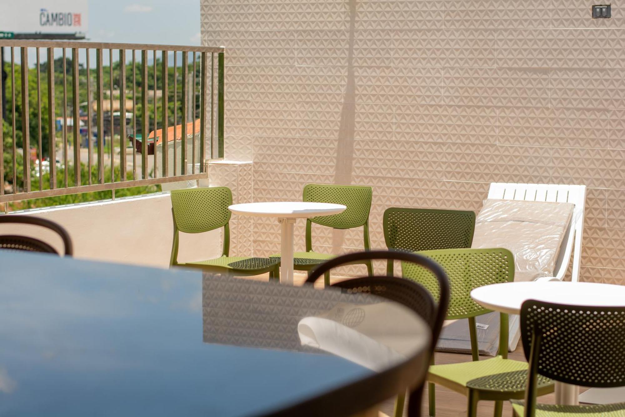 Hotel Dominican Barcelona SJM Exterior photo