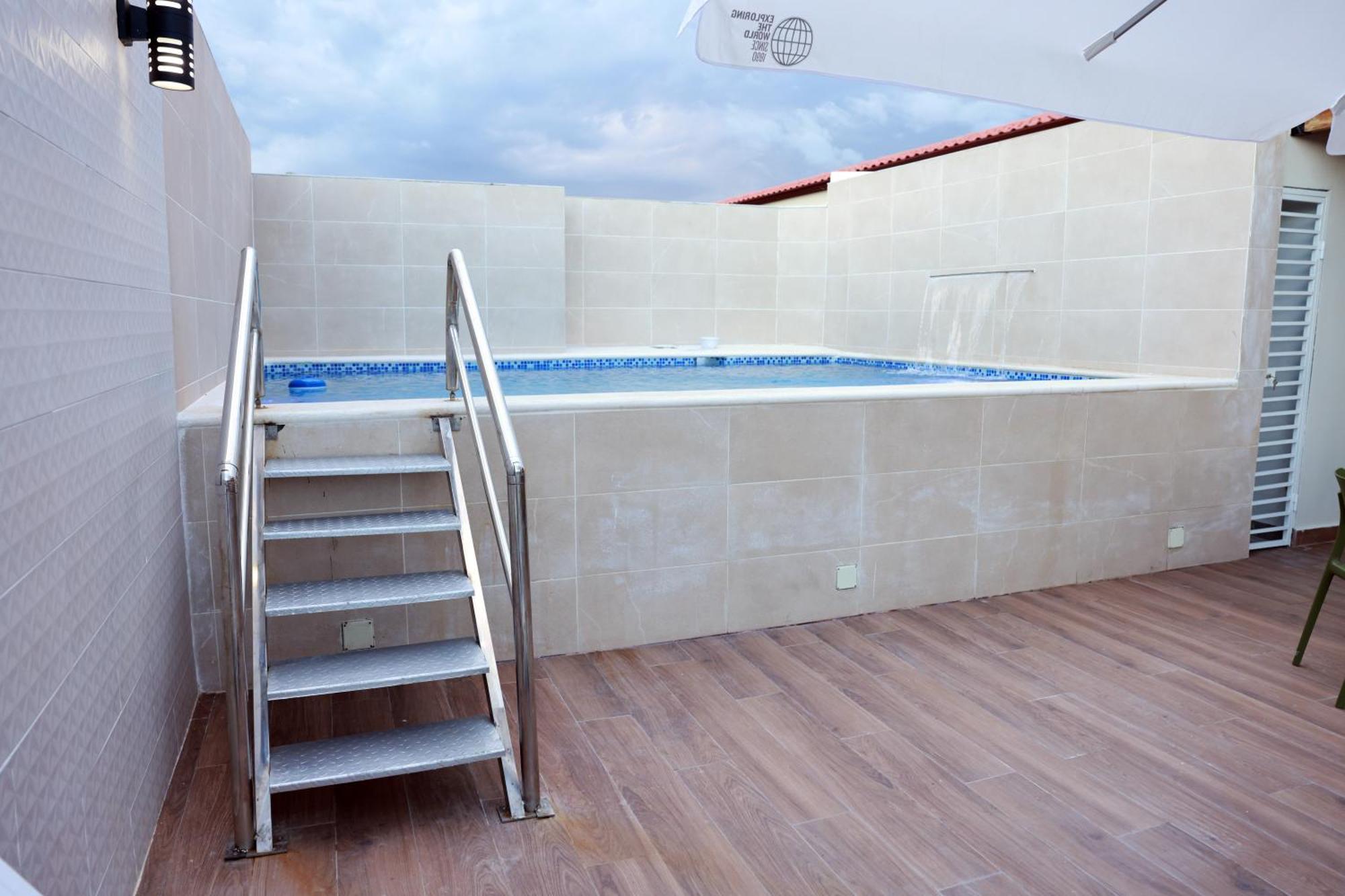 Hotel Dominican Barcelona SJM Exterior photo